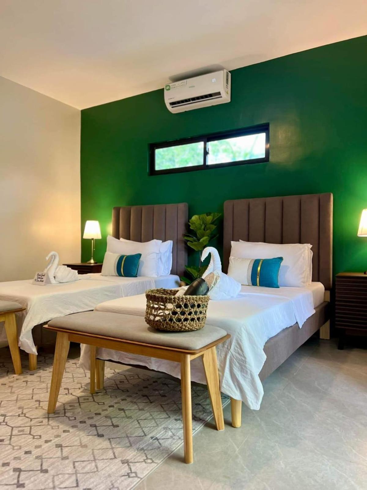 Tambisan Resort San Juan  Bagian luar foto