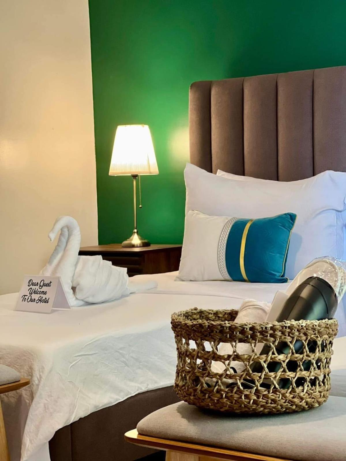 Tambisan Resort San Juan  Bagian luar foto
